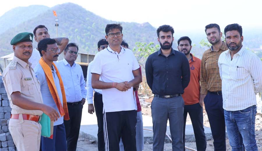 रायपुर : रायगढ़ के समग्र विकास को नई रफ्तार : वित्त मंत्री ओ.पी. चौधरी ने 9 प्रमुख परियोजनाओं का किया निरीक्षण