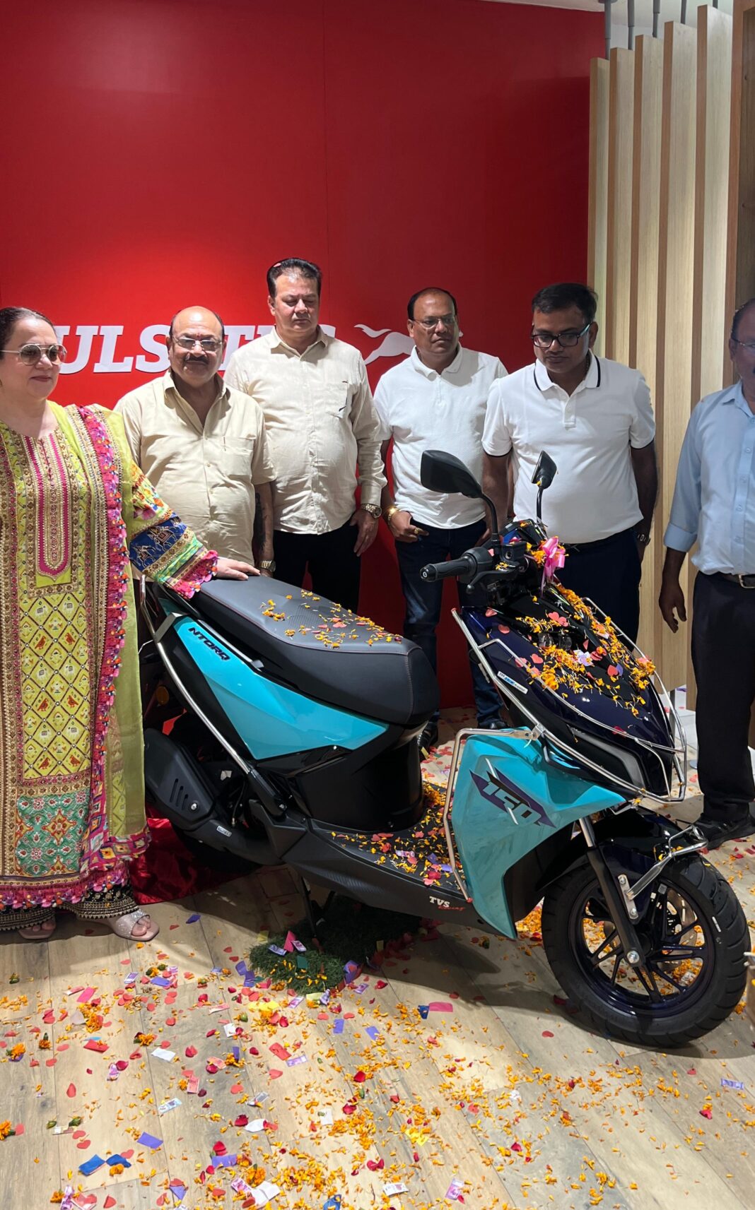 कोरबा : मंदाकिनी के हाथों तुलसी TVS में NTORQ 150 का भव्य आगाज़, उमड़ा जनसैलाब