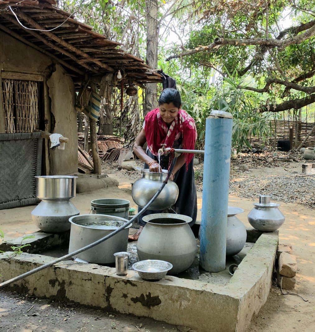 रायपुर : बदलाव की बयार : जहॉ था डर और प्यास वहाँ अब विकास : लखपाल बना नई उम्मीद की मिसाल