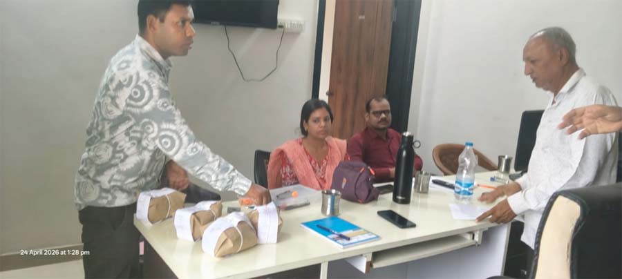 रायपुर : खाद्य एवं औषधि प्रशासन टीम ने की गुणवत्ता जांच, स्वच्छता में कमी पर दुकान को नोटिस