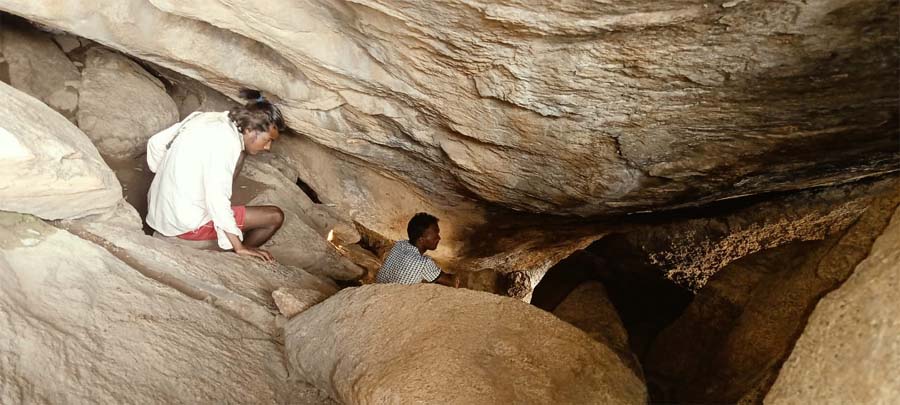 रायपुर : गढ़पहाड़ की गुफाओं में झलकती प्रागैतिहासिक सभ्यता की अनूठी विरासत