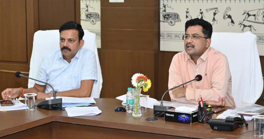 रायपुर : ई-ऑफिस में फाईल बढ़ाते समय सभी नियमों एवं स्पष्ट अभिमत के साथ हो प्रस्तुतिकरण – प्रमुख सचिव सोनमणि बोरा