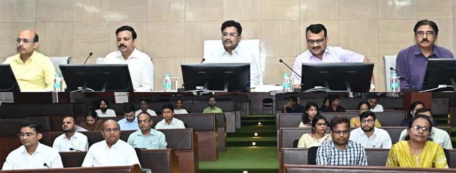 रायपुर : चार जिले के सहायक आयुक्त को शो-कॉज नोटिस