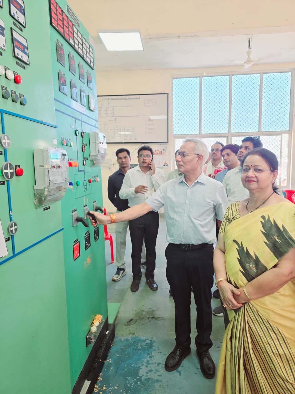 रायपुर : 132 केव्ही उपकेन्द्र छुरीखुर्द में 40 एमव्हीए का अतिरिक्त ट्रांसफार्मर उर्जीकृत