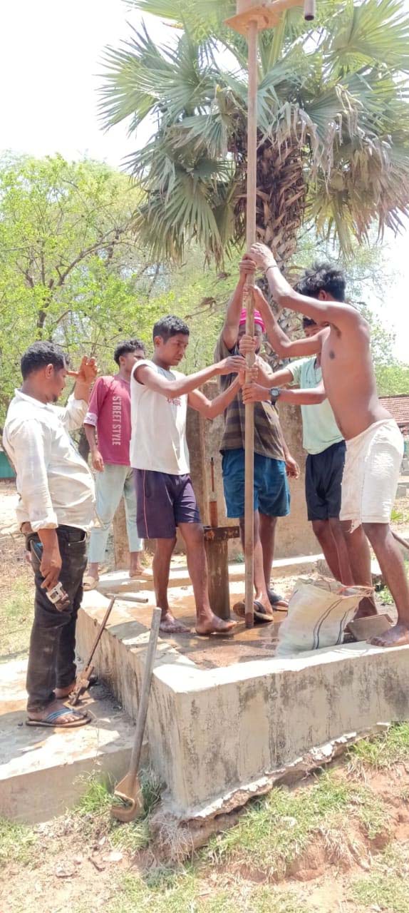 रायपुर : सुदूर वनांचल गांव जंगमपाल में तीन दिन की मेहनत से बहाल हुई पेयजल व्यवस्था