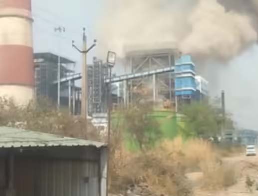 छत्तीसगढ़ ब्रेकिंग: सक्ती में बड़ा हादसा, वेदांता पावर प्लांट में ब्लास्ट, बॉयलर फटने से 10 की मौत, 30-40 मजदूर झुलसे, 12 की हालत गंभीर; दमकल और प्रशासनिक अधिकारी मौके पर, मुख्यमंत्री साय ने घटना पर दुख जताया