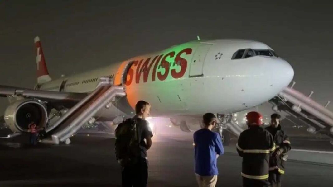 BREAKING: दिल्ली एयरपोर्ट में टेकऑफ के दौरान स्विस प्लेन का इंजन फेल, आग लगी, विमान से नीचे उतरने के लिए भगदड़ मची, 6 घायल, 4 नवजात समेत 232 लोग सवार थे