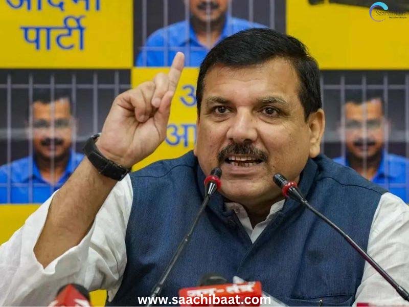 नई दिल्ली: AAP सांसद संजय सिंह ने उपराष्ट्रपति को याचिका सौंपी, राघव चड्ढा समेत 7 सांसदों को अयोग्य घोषित करने की मांग