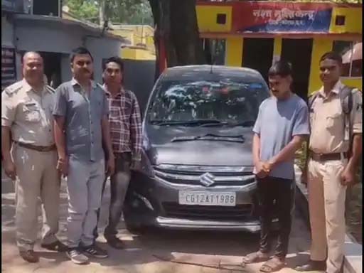 कोरबा: बर्थडे पर तलवार से केक काटने पर कार्रवाई, पुलिस ने 8 के खिलाफ मामला दर्ज किया, 4 युवकों को जेल, युवतियों की तलाश जारी