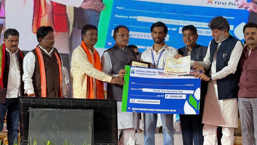 रायपुर : ’बस्तर का वेस्ट-अब बनेगा बेस्ट’ : छिंद के बीजों से तैयार होगी कैफीन मुक्त हर्बल कॉफी