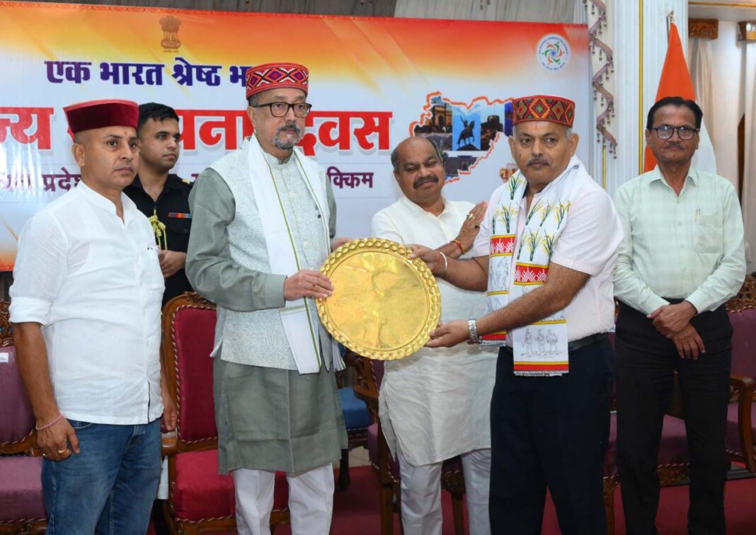 रायपुर : ‘एक भारत श्रेष्ठ भारत‘ की भावना को मजबूत कर रहे राज्यों की विकास यात्रा – राज्यपाल डेका