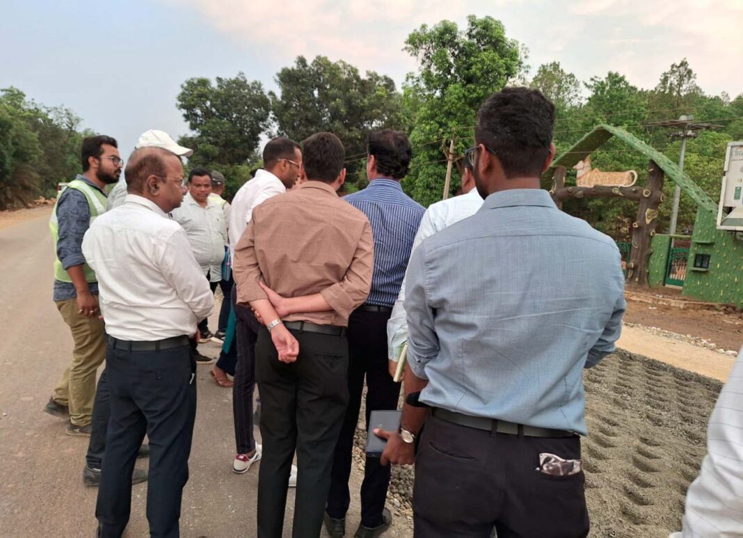 रायपुर : लोक निर्माण विभाग के सचिव ने सड़कों, पुलों और राष्ट्रीय राजमार्गों के निर्माण की प्रगति की समीक्षा की