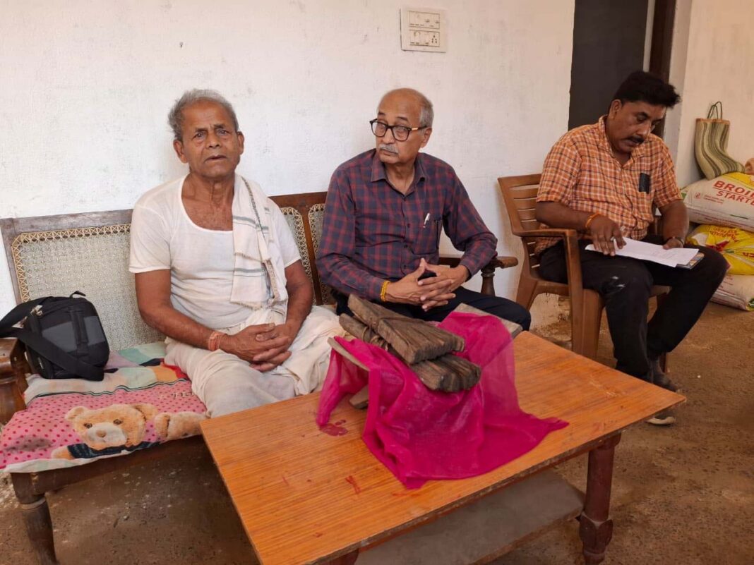 रायपुर : लुण्ड्रा में मिली दुर्लभ ताड़पत्र पांडुलिपियां
