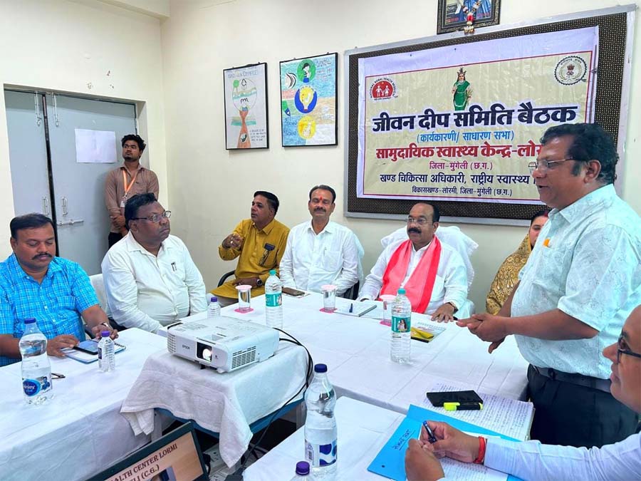 रायपुर : बरसात के पहले एटीआर क्षेत्र के गांवों में लगाएं मेगा स्वास्थ्य शिविर – अरुण साव