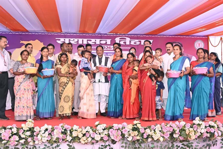 रायपुर : जनता की सेवा ही हमारा कर्तव्यए सुशासन तिहार जनविश्वास का माध्यम रू मुख्यमंत्री विष्णु देव साय