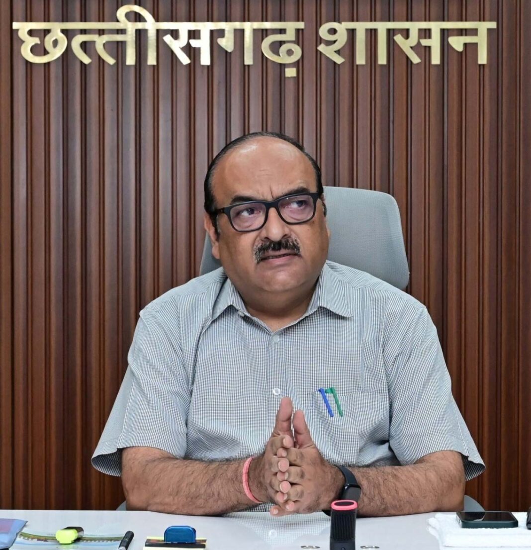 रायपुर : पेयजल की नियमित जलापूर्ति और शुद्धता की जांच जरूरी – मुख्य सचिव
