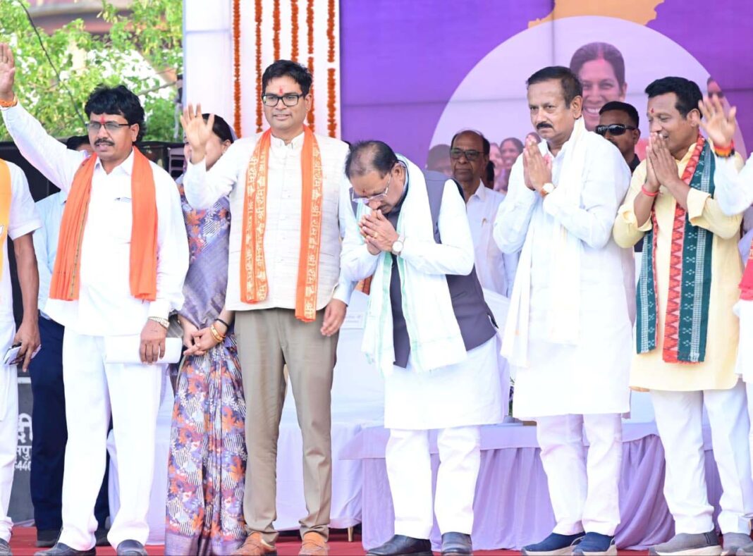 रायपुर : विकसित छत्तीसगढ़ के संकल्प को मिली नई गति : मुख्यमंत्री विष्णु देव साय ने रायगढ़ को दी 102 करोड़ रुपए से अधिक के विकास कार्यों की सौगात