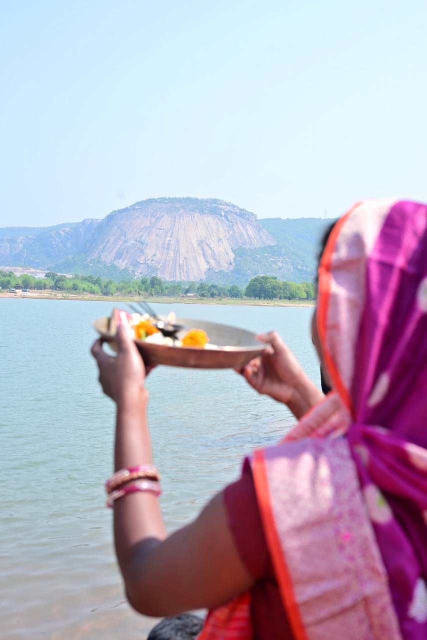 रायपुर : सोमनाथ स्वाभिमान पर्व पर मधेश्वर महादेव पर्वत में हुई विशेष पूजा-अर्चना