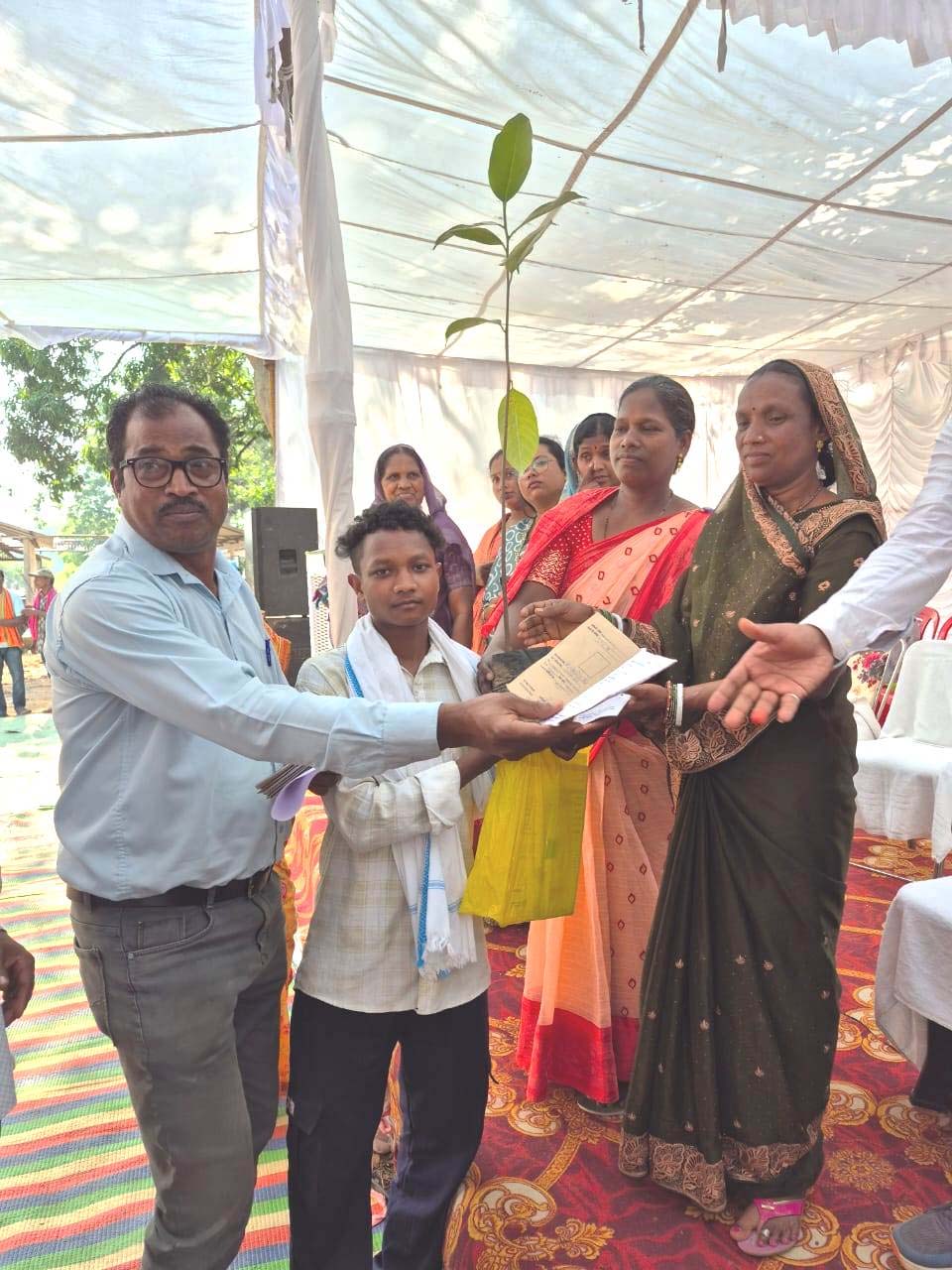 रायपुर : सुशासन तिहार 2026 : कस्तूरा शिविर में हितग्राहियों को मिला योजनाओं का लाभ