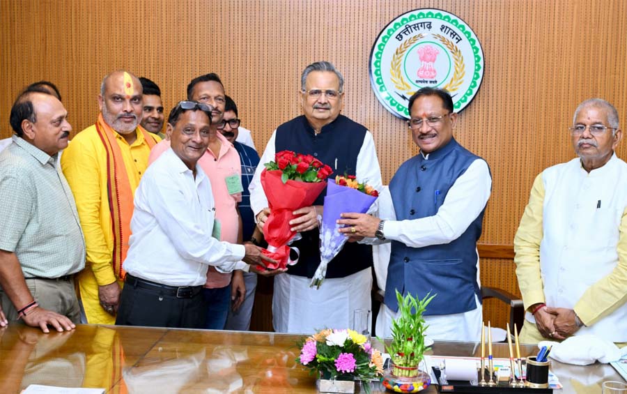 रायपुर : राजनांदगांव में बनेगा अत्याधुनिक क्रिकेट अकादमी व खेल मैदान, मुख्यमंत्री के निर्णय का जताया आभार