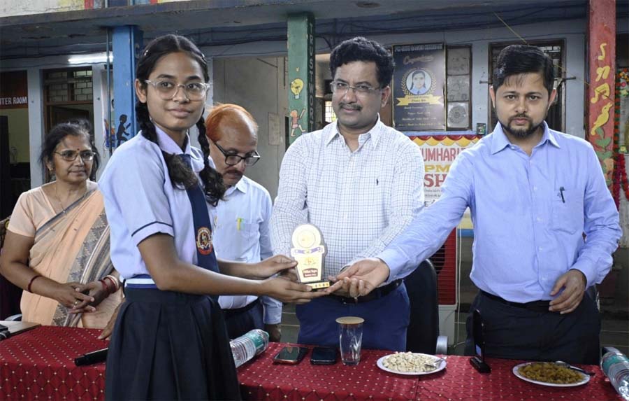 रायपुर : अनुशासित परिश्रम, तप और त्याग से मिलती है सफलता : सोनमणि बोरा