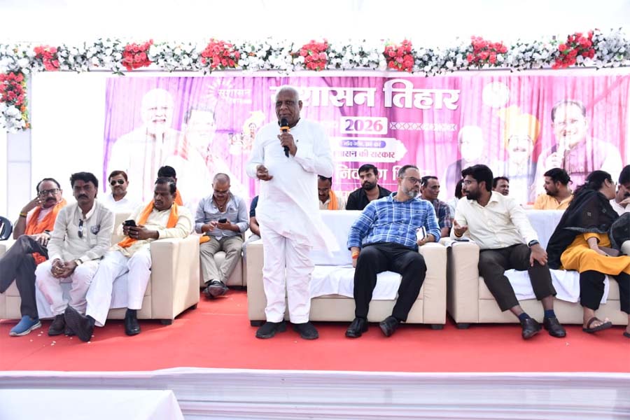 रायपुर : सुशासन तिहार-2026 : कृषि उपज मंडी में आयोजित हुआ समाधान शिविर