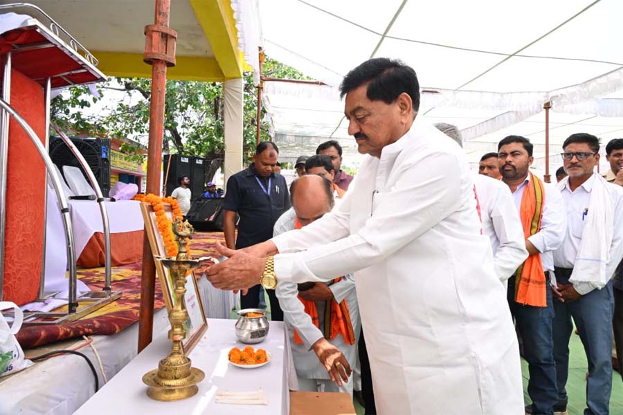 रायपुर : नारायणपुर में जनसमस्या निवारण शिविर बना जनसेवा का प्रभावी माध्यम