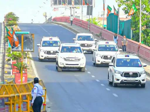 PM मोदी की अपील का असर, मुख्यमंत्री भजनलाल ने अपने काफिले से आधी गाड़ियां हटाईं, 5 कारों के साथ एयरपोर्ट पहुंचे; मंत्री-अधिकारियों को भी निर्देश