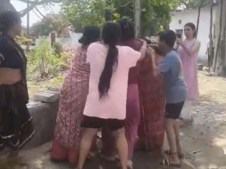 कोरबा: महिला के साथ मारपीट कर सोने की चेन और कान के टॉप्स की लूट, पुलिस ने पीड़िता के भांजे और उसकी मां पर दर्ज किया मामला