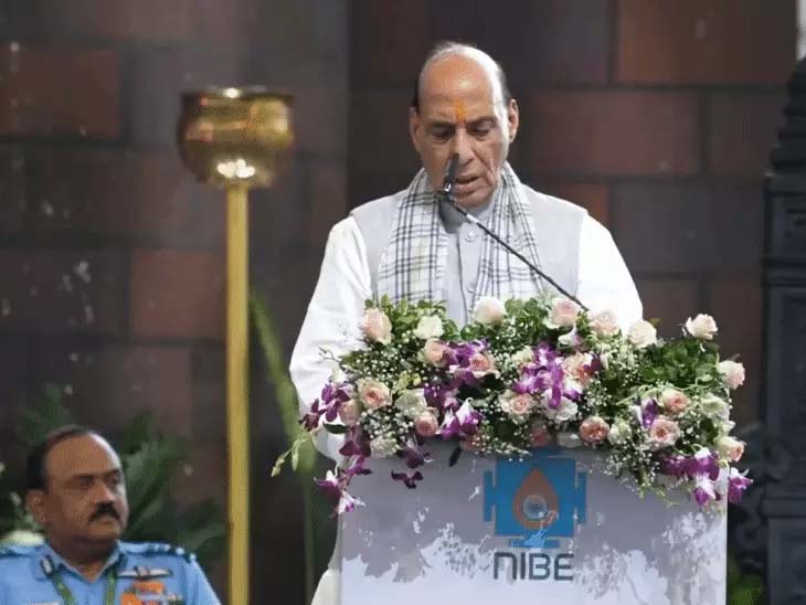 BIG NEWS: रक्षा मंत्री राजनाथ सिंह बोले- भारत 25-30 साल में दुनिया सबसे बड़ा हथियार निर्यातक बनेगा, रक्षा उत्पादन में निजी कंपनियों की हिस्सेदारी 50% करेंगे