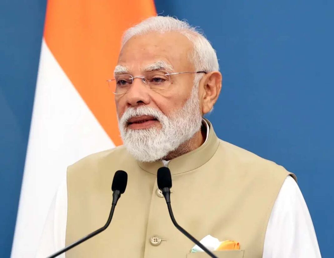 नई दिल्ली: प्रधानमंत्री मोदी ने 51000 युवाओं को जॉब लेटर दिए, 19वें रोजगार मेले में बोले- अब आप देश की विकास यात्रा में शामिल; 12.50 लाख से ज्यादा को मिल चुकी नौकरी