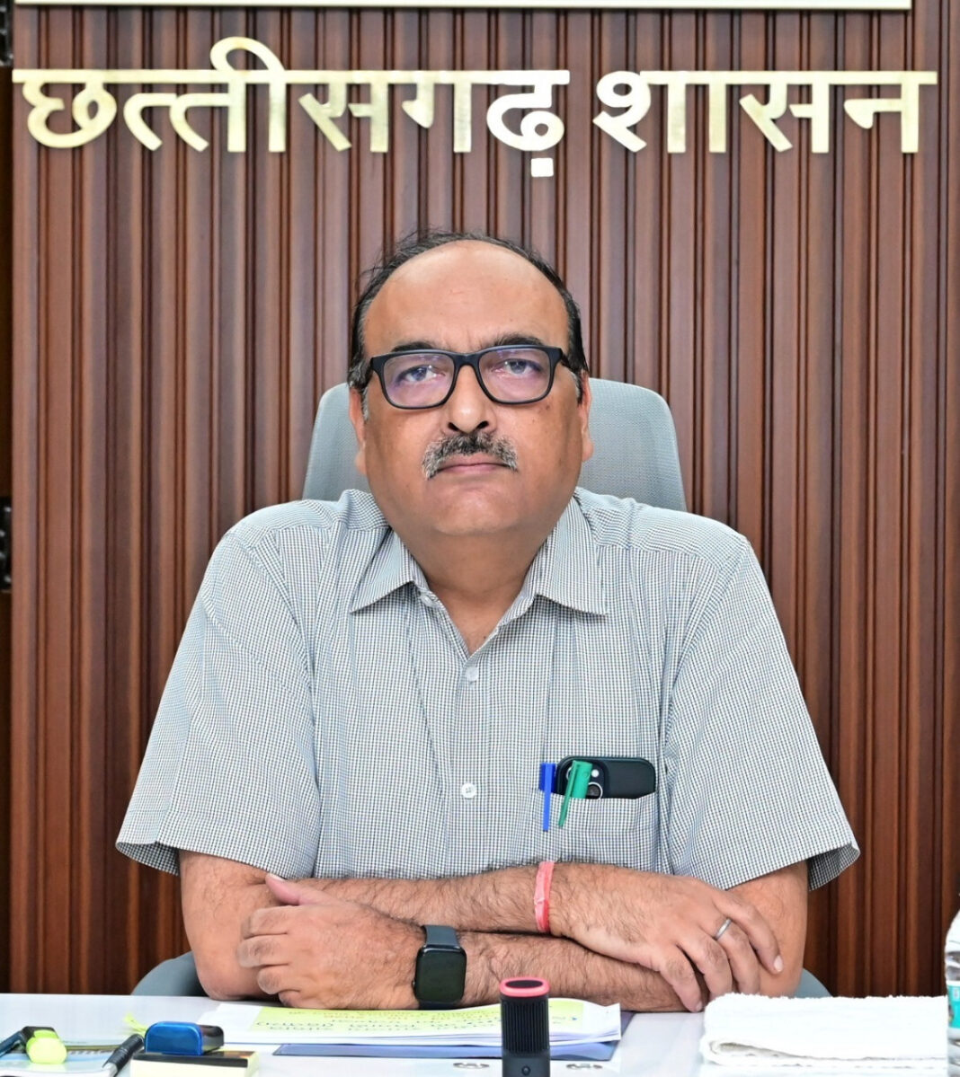 रायपुर : मुख्य सचिव ने टीबी मुक्त छत्तीसगढ, राष्ट्रीय स्वास्थ्य बाल स्वास्थ्य कार्यक्रम और सुरक्षित मातृत्व अभियान के कार्यों की समीक्षा की