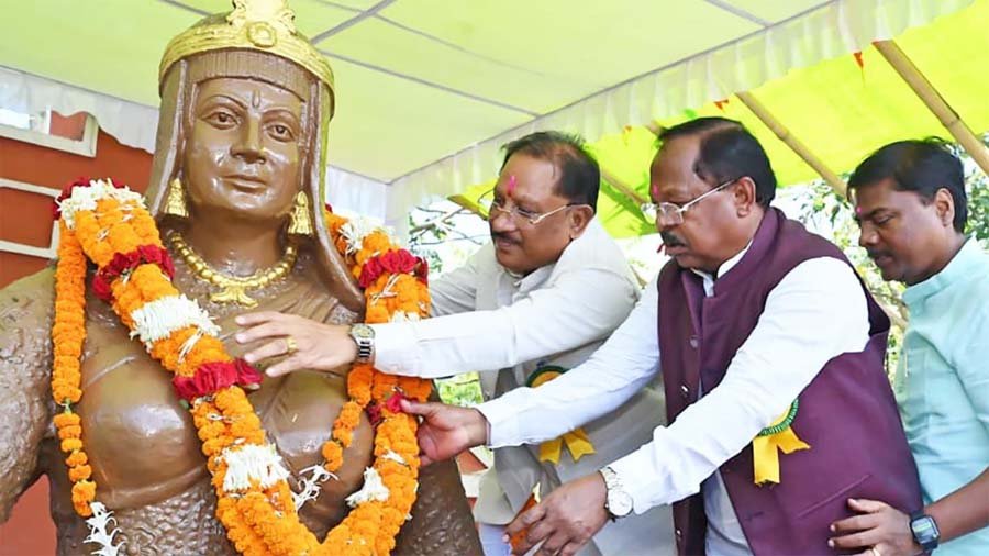 रायपुर : वीरांगना रानी दुर्गावती का शौर्य और बलिदान राष्ट्र की प्रेरणा का अमर स्रोत – मुख्यमंत्री विष्णुदेव साय