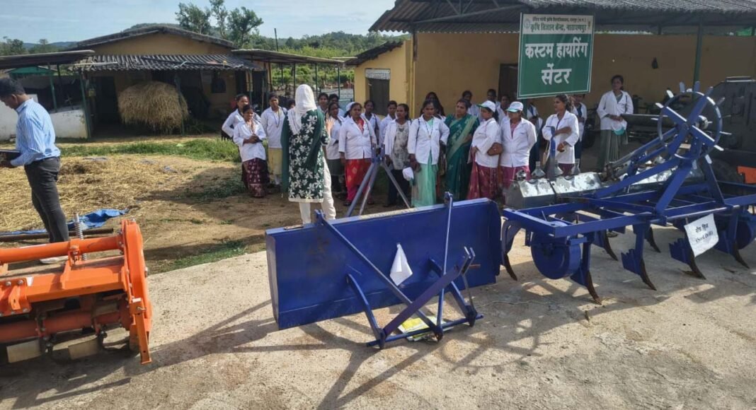 रायपुर : पशुसखियों ने सीखे आधुनिक खेती व पशुपालन के गुर
