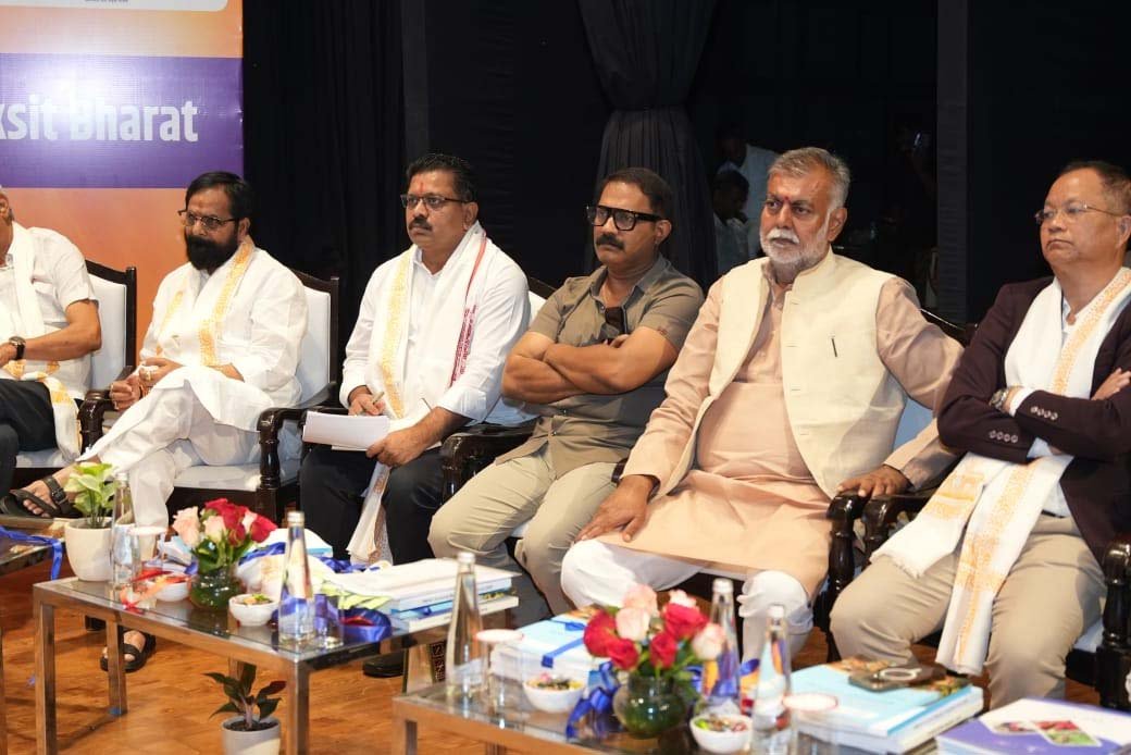 रायपुर : केंद्रीय ग्रामीण विकास मंत्री ने राष्ट्रीय सम्मेलन में की छत्तीसगढ़ के मटेरियल बैंक मॉडल की सराहना