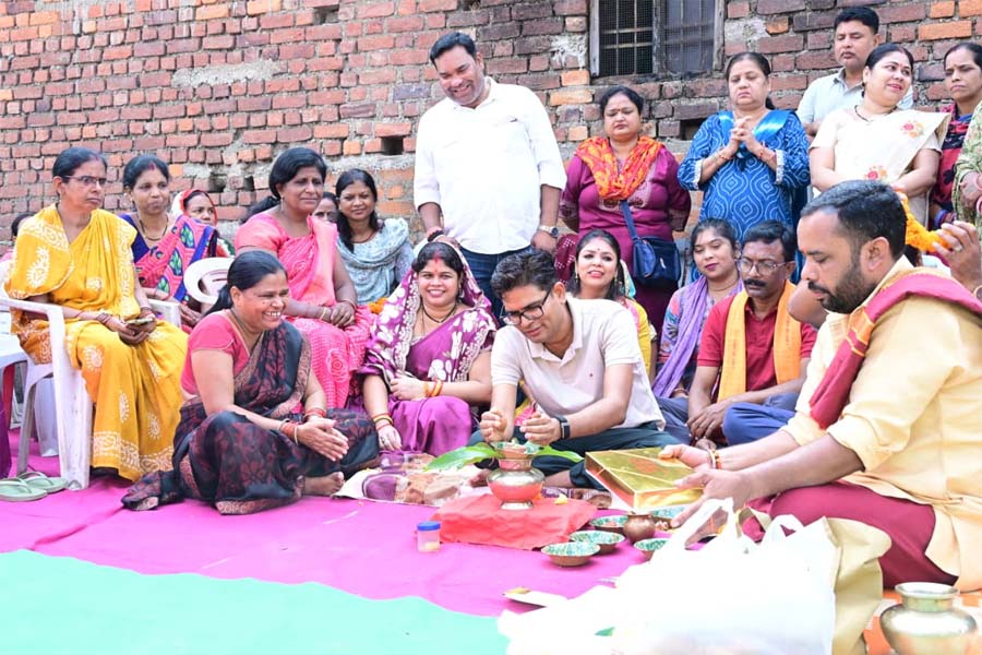 रायपुर : रायगढ़ वार्ड क्रमांक 26 को मिली सामुदायिक भवन की सौगात, वित्त मंत्री ओ.पी. चौधरी ने किया भूमिपूजन