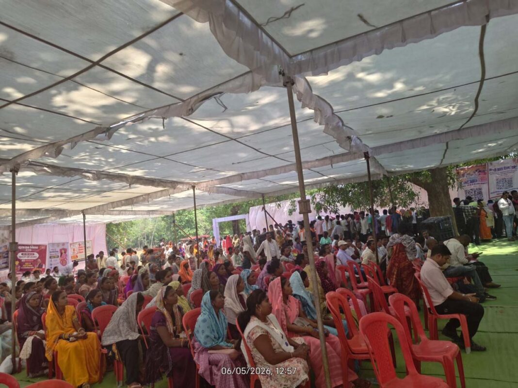 रायपुर : चिर्रा में सुशासन तिहार अंतर्गत जनसमस्या निवारण शिविर का हुआ आयोजन
