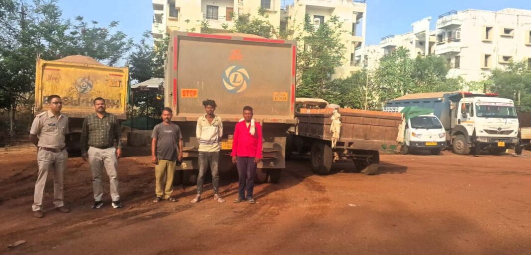 रायपुर : अवैध खनिज परिवहन मामले में 10 वाहन जब्त