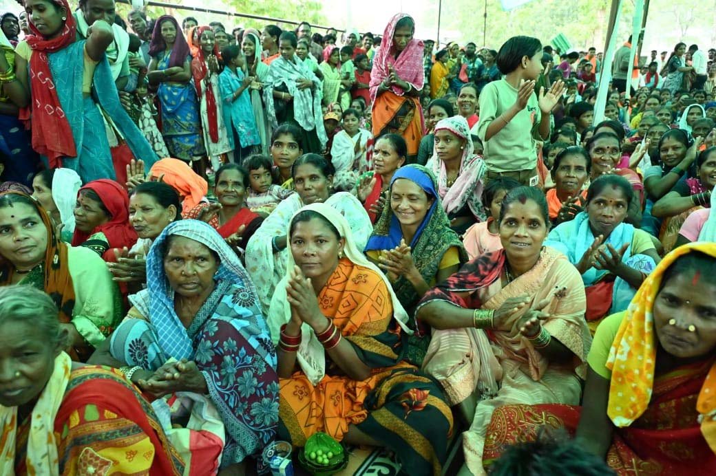 रायपुर : कन्हारगांव सेवा डेरा में उप मुख्यमंत्री विजय शर्मा की लगी जन चौपाल