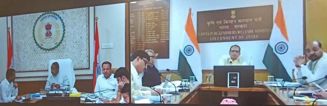 रायपुर : अल-नीनो के मद्देनजर केंद्रीय कृषि मंत्री चौहान ने ली छत्तीसगढ़ की खेती-किसानी की जानकारी