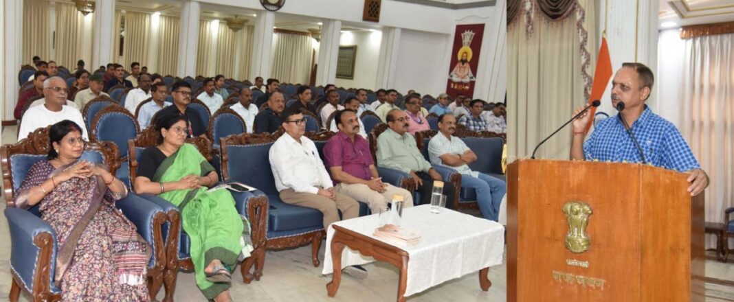 रायपुर : लोकभवन में तीन दिवसीय मेडिटेशन शिविर का आयोजन