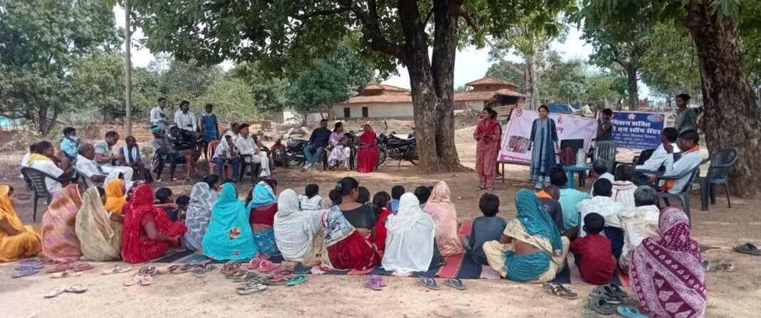 रायपुर : बाल विवाह रोकथाम, महिला सशक्तिकरण और साइबर सुरक्षा के प्रति जागरूक हो रहे ग्रामीण