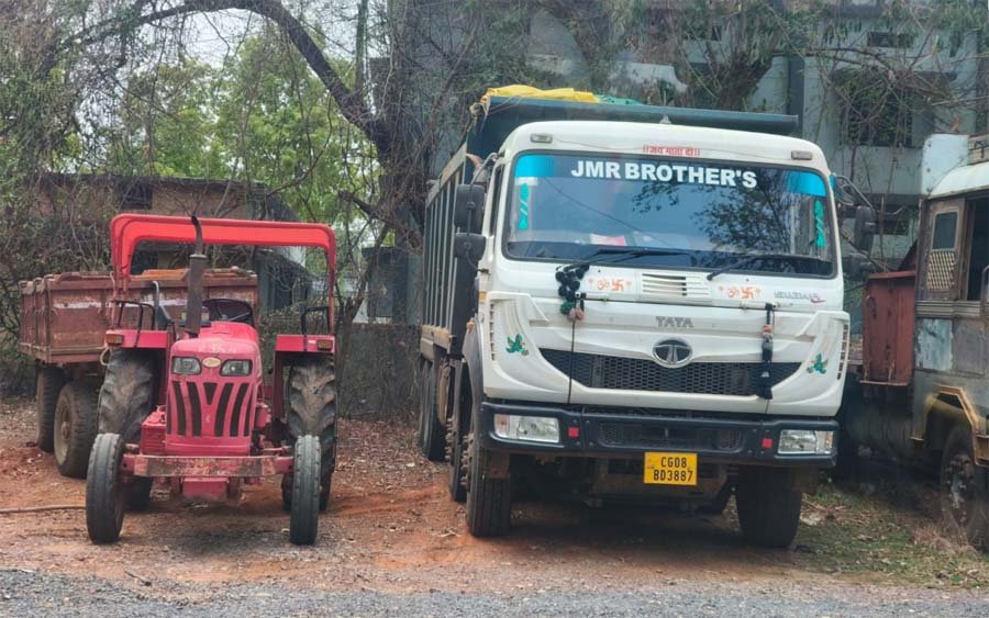 रायपुर : अवैध उत्खनन पर सख्त एक्शन