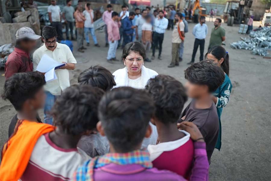 रायपुर : बाल श्रम निषेध दिवस पर बाल आयोग का बड़ा एक्शन