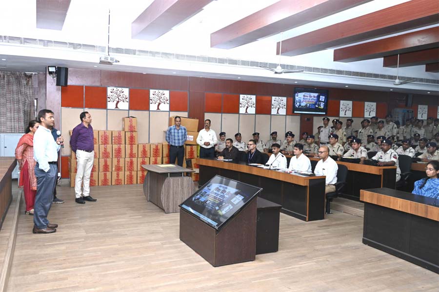 रायपुर : मिनी फिंगरप्रिंट डेवलपिंग किट पर राज्यस्तरीय प्रशिक्षण कार्यशाला सम्पन्न