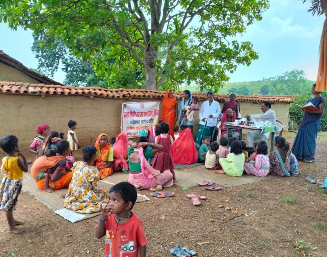 रायपुर : दुर्गम पहाड़ियों के बीच पहुंची स्वास्थ्य की रोशनी स्वास्थ्य शिविरों ने जगाया भरोसा