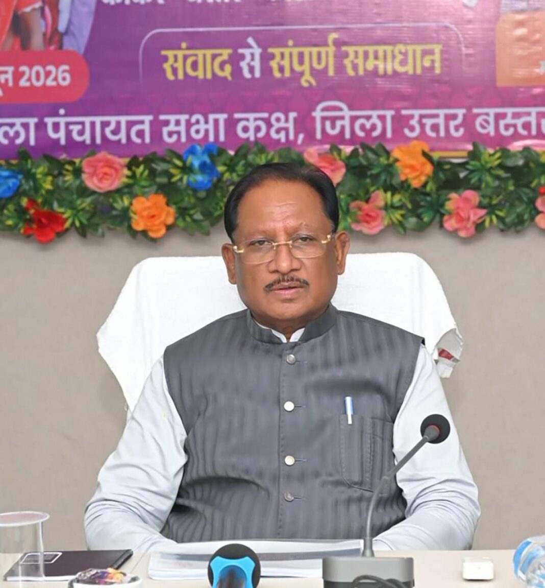 रायपुर : सुशासन तिहार 2026 के अंतर्गत कांकेर में चार जिलों की समीक्षा : मुख्यमंत्री साय ने जनकल्याणकारी योजनाओं के प्रभावी क्रियान्वयन और जनसेवा पर दिया जोर