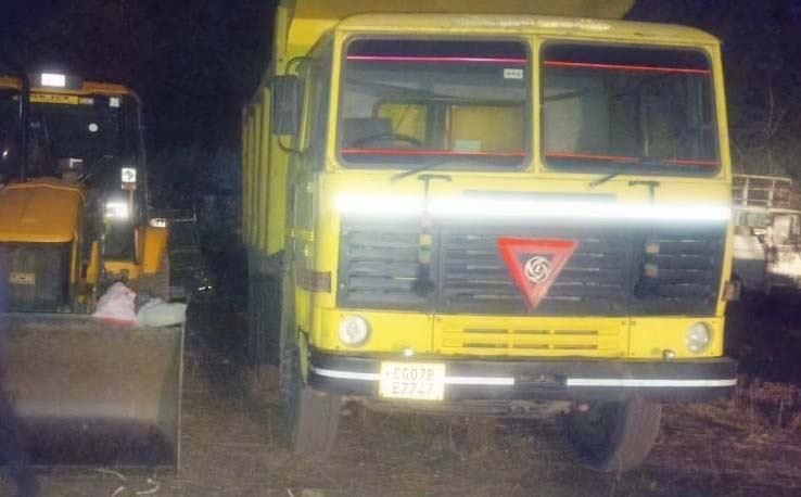रायपुर : बालोद में अवैध खनिज उत्खनन एवं परिवहन पर 4 वाहन जब्त