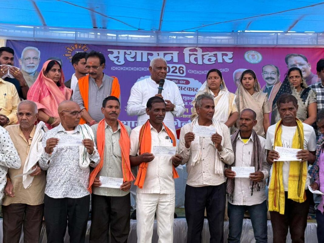 रायपुर : जनसमस्याओं का समयबद्ध निराकरण करना ही सुशासन – विधायक मोहले