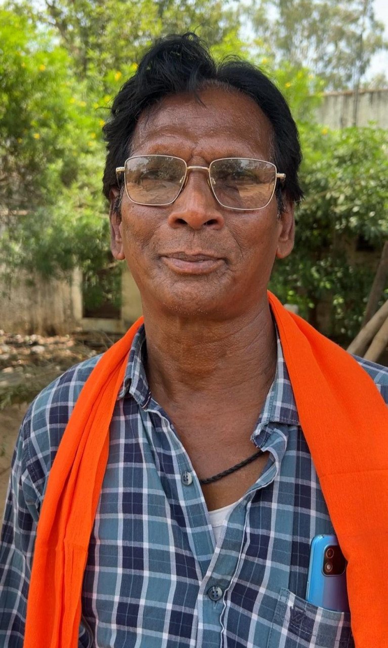 रायपुर : खुशहाली की नई पौध- समय पर खाद-बीज मिलने से दंडवन के किसान रुद्रेश्वर के हौसलों को लगी नई उड़ान